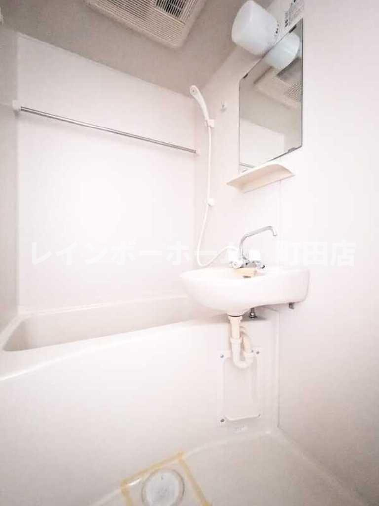 レオパレスベルフルール※初期費用分割後払いサービス利用可能物件の浴室