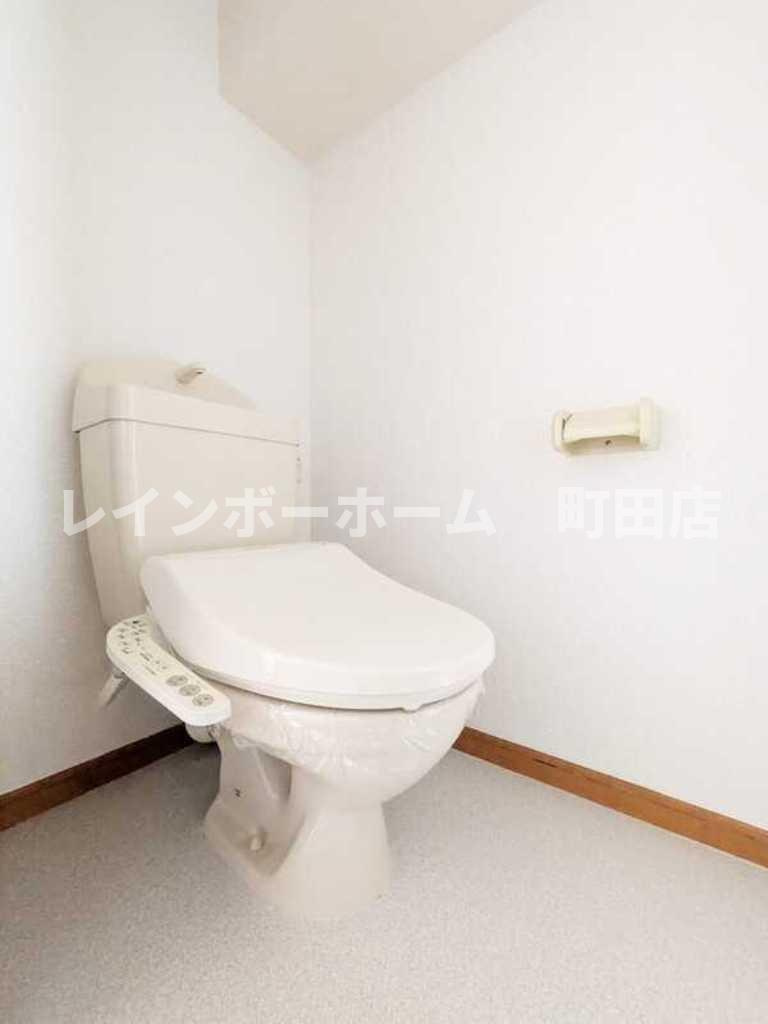 レオパレスベルフルール※初期費用分割後払いサービス利用可能物件のトイレ