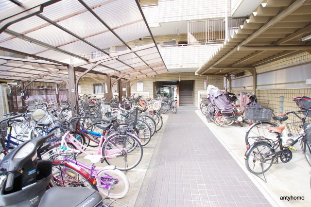 フローライト豊里Ⅰ　仲介手数料無料の駐車場