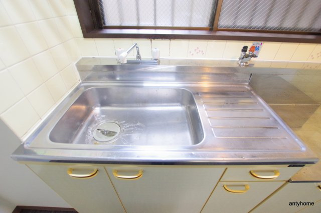 フローライト豊里Ⅰ　仲介手数料無料のキッチン