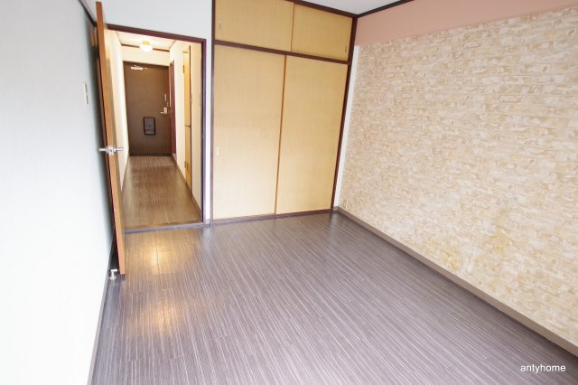 フローライト豊里Ⅰ　仲介手数料無料の洋室