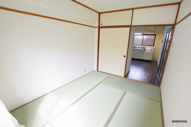 フローライト豊里Ⅰ　仲介手数料無料の居間・リビング