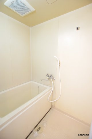 フローライト豊里Ⅰ　仲介手数料無料の浴室