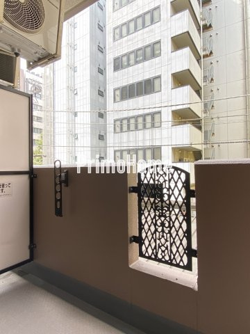 ステージファースト神田のバルコニー