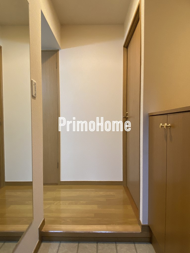 ステージファースト神田の玄関