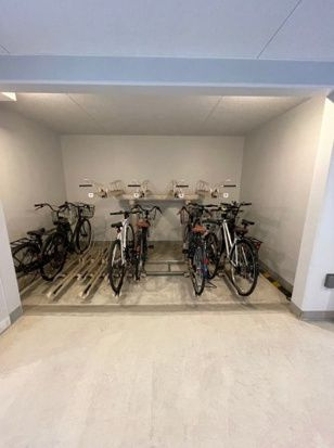 アイルプレミアム向島のその他共用部分|駐輪場