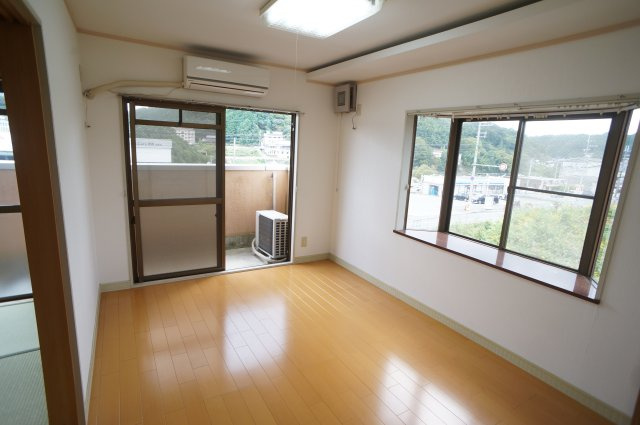 ザ・ノウブルマンション貴人館の洋室