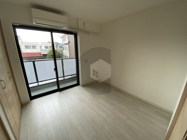 badge tomoi Est3の子供部屋