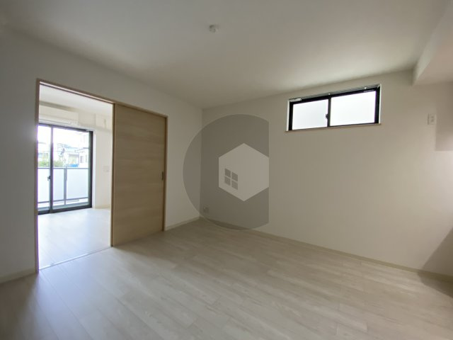 badge tomoi Est3の居間・リビング