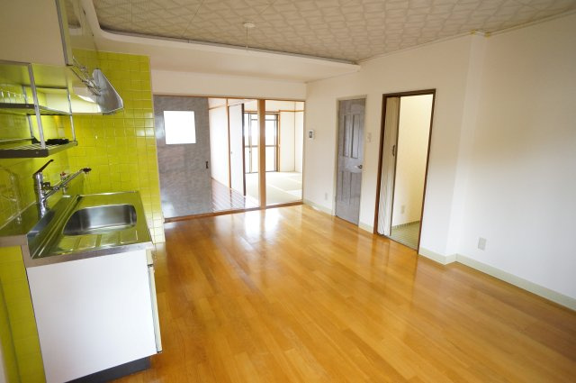 ザ・ノウブルマンション貴人館の居間・リビング