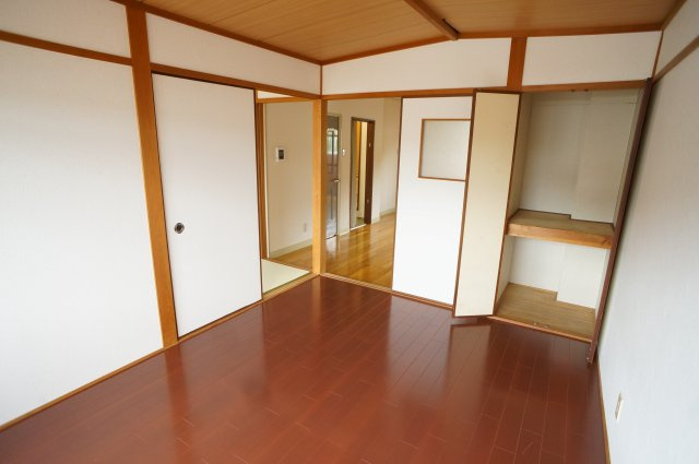 ザ・ノウブルマンション貴人館の洋室