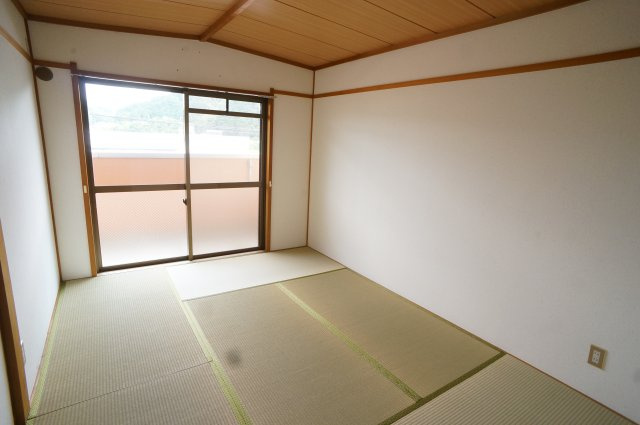 ザ・ノウブルマンション貴人館の和室