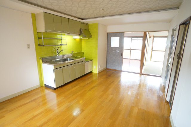 ザ・ノウブルマンション貴人館の居間・リビング