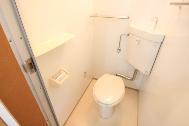 サンヴィレッジ( 近畿大学 一人暮らし )のトイレ