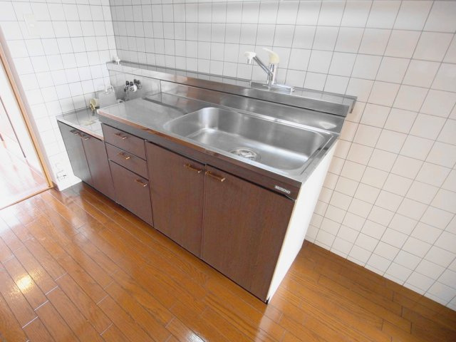 マンション春夏秋冬のキッチン