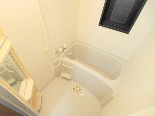 マンション春夏秋冬の浴室