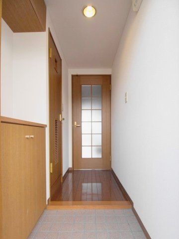 マンション春夏秋冬の玄関