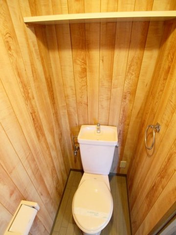 マンション春夏秋冬のトイレ