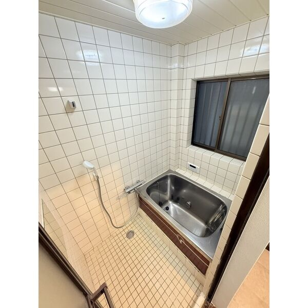 津之江町2丁目戸建の浴室