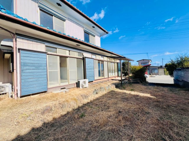 高崎市箕郷町の庭|駐車スペースを確保しながらお庭のスペースも♪