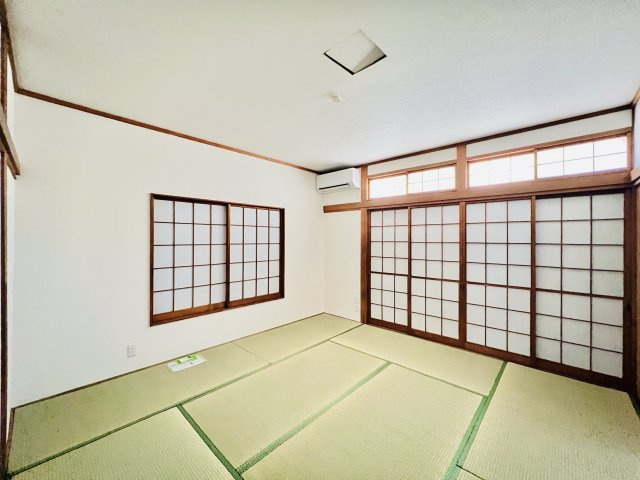 高崎市箕郷町の居間・リビング|8帖和室で家族団らんのひと時♪
