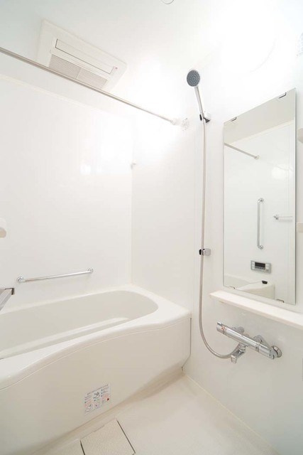 リベルテ月島の浴室