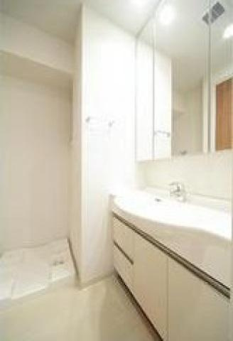 リベルテ月島の洗面所