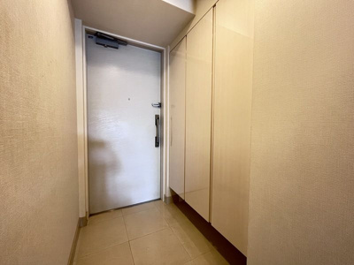 【玄関】 | シャリエ清澄白河 | ゆったりとした玄関です