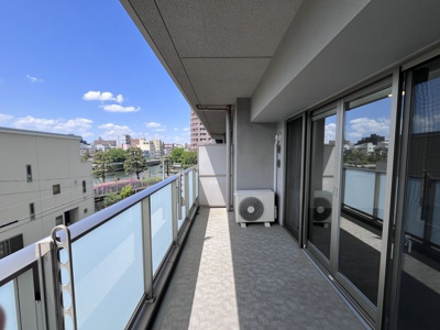 【バルコニー】 | シャリエ清澄白河 | バルコニー付きです