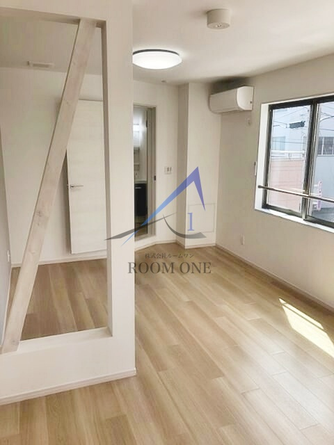 ステージ門前仲町の居間・リビング|洋室のお部屋です。