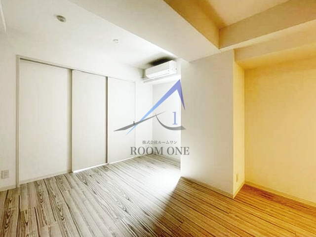 トラバース門前仲町の居間・リビング|洋室のお部屋です。