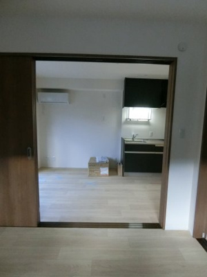 【洋室】 | メゾンランタナ