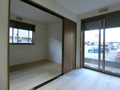 【洋室】 | メゾンランタナ