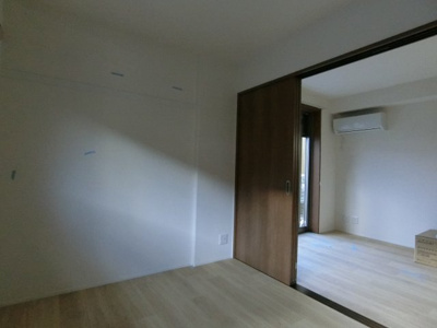 【洋室】 | メゾンランタナ