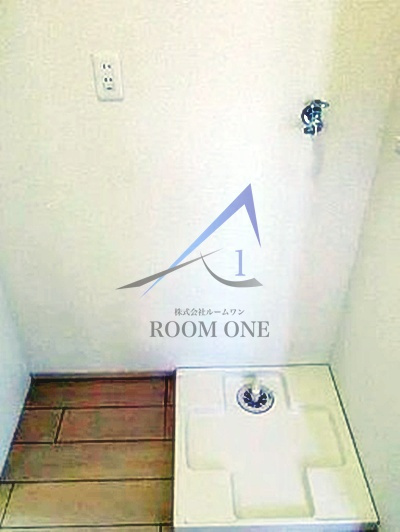 ジプソフィラの設備|洗濯機置き場です。