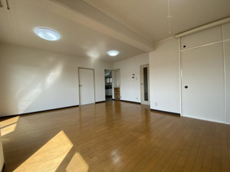 【居間・リビング】 | ライフヒルズ富雄