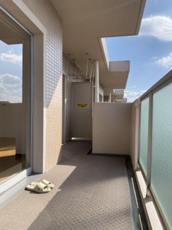 【バルコニー】 | ライフヒルズ富雄