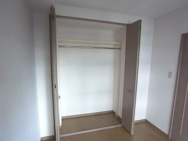 レジデンス灘の収納