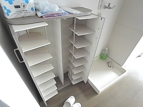 レジデンス灘の玄関