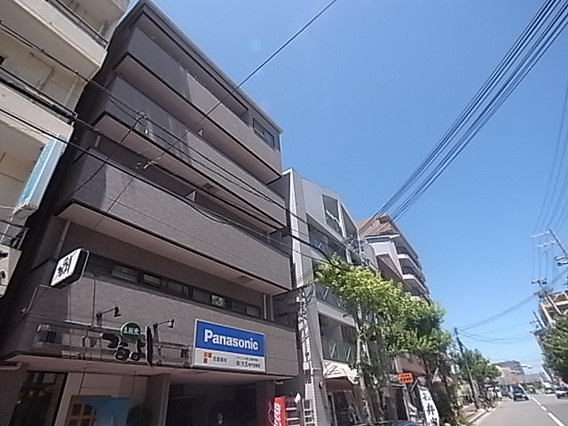 レジデンス灘の外観