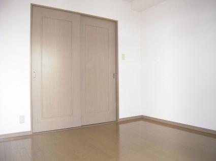 レジデンス灘の居間・リビング