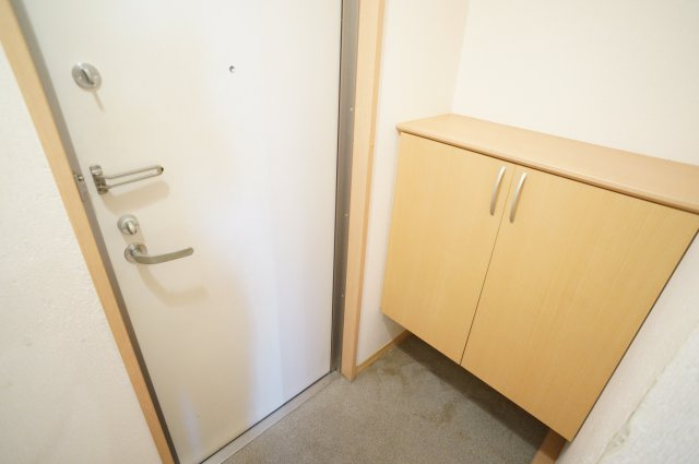 サンドリヨンの玄関