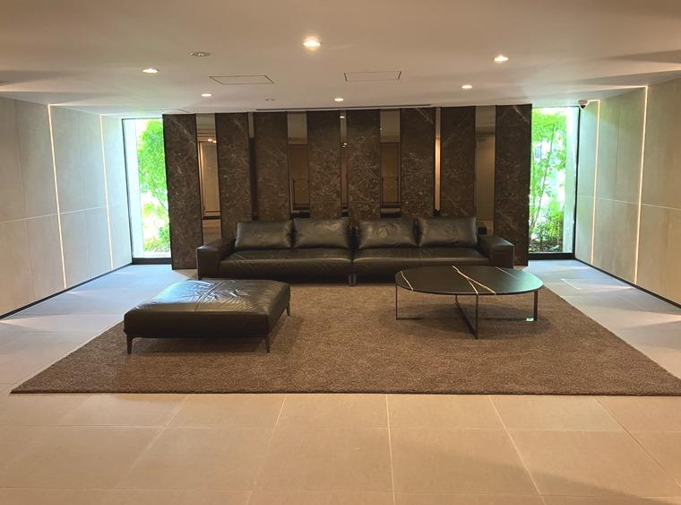 毎日通るロビーはこのようになっています