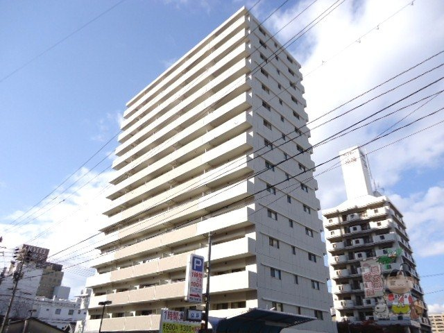 アルファスマート西川緑道公園の外観