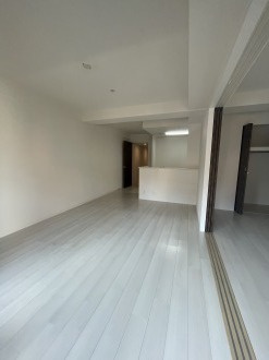 アルファスマート西川緑道公園の居間・リビング