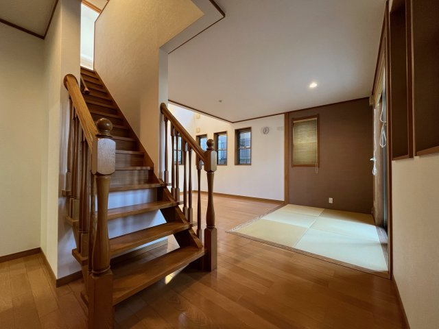 【内観：施工例】の画像