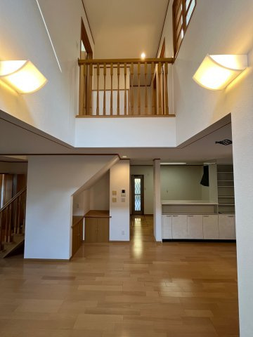 【居間・リビング】の画像