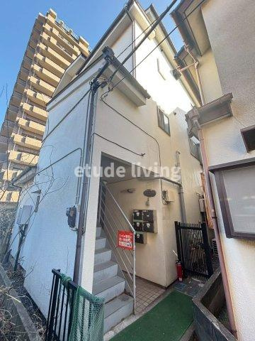 朝霞市三原３丁目のアパートの外観