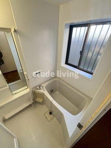 朝霞市三原３丁目のアパートの浴室