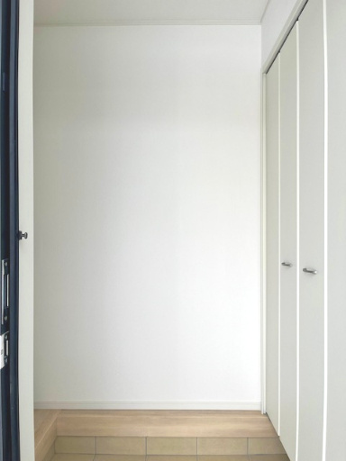 越前市瓜生町新築戸建の玄関